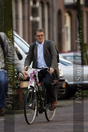 Amsterdam 14 maart 2007
Jeroen Krabbe op de fiets in Amsterdam.