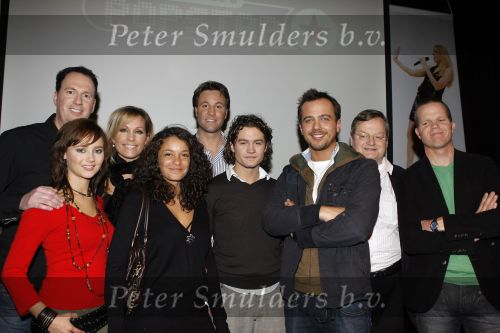 Amsterdam 1 maart 2007
Presentatie van de deelnemerers van het nieuwe sbs6 programma So you wannabe a Popstar in paradiso. Jochem v gelder Monique v d Werff Hilbrand Nawijn Tanja Jess Erik Hulzebosch Geert Hoes Sascha Visser Fajah Lourens en Viktor Brand