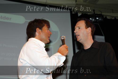 Amsterdam 1 maart 2007
Presentatie van de deelnemerers van het nieuwe sbs6 programma So you wannabe a Popstar in paradiso. Gerard Joling en Jochem v Gelder