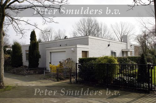 Amsterdam 13 maart 2007
Het huis dat Joop v d Ende voor Johnny Kraaykamp sr heeft gekocht en waar Johnny enkele jaren heeft gewoond.