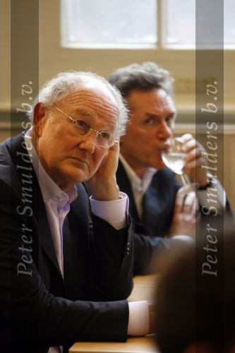 Amsterdam 9 maart 2007
Perspresentatie Ciske de Rat. Joop v d Ende en Henny Vrienten in de schoolbanken
