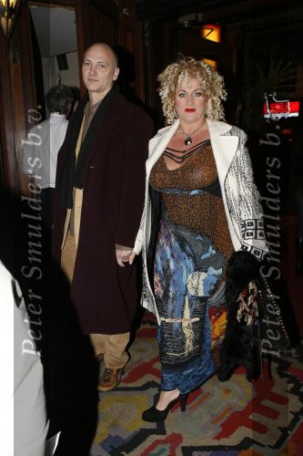 Amsterdam 21 februari 2007
Premiere Dreamgirls in Tuschinski. Karin Bloemen met haar man Marnix