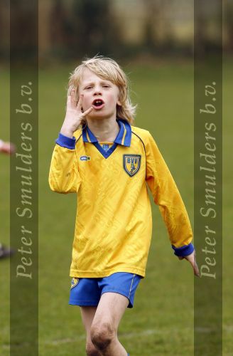 Blaricum 17 maart 2007
Marco Borsato bij het voetballen van zijn zoon Luca. Luca scoorde 4 van de 5 goals.
