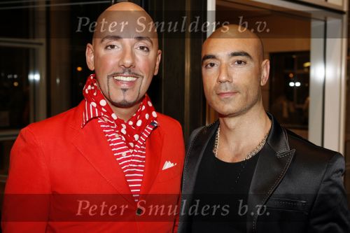 Amsterdam  17 maart 2007
Modeshow Mart Visser in het hilton in amsterdam. Maik  de Boer met een vriend