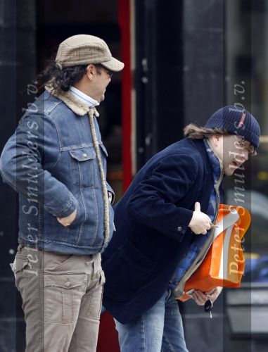 Amsterdam 17 maart 2007
Marc Marie Huybregts met zijn vriend op straat.