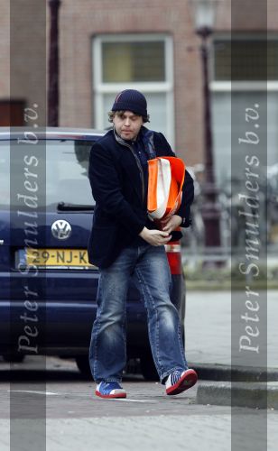 Amsterdam 17 maart 2007
Marc Marie Huybregts met zijn vriend op straat.