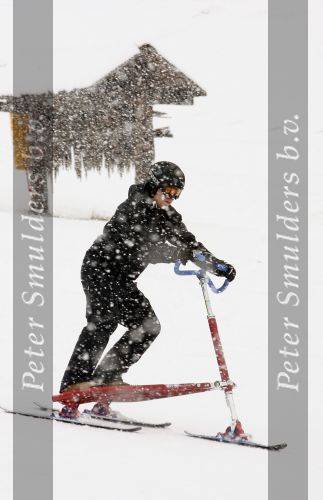 Fiss 26 februari 2007
Ruud Gullit en Marco Borsato op speciale ski\'s. Trikke skki. De Trikke skki is in america een enorme rage en Marco en Ruud probeerden hem uit.