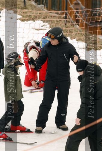 Fiss 25 februari 2007
Ruud Gullit met Estelle Maxim en Joelle en Marco Borsato met Leontien Jada Senna en Luca op wintersport vakantie.