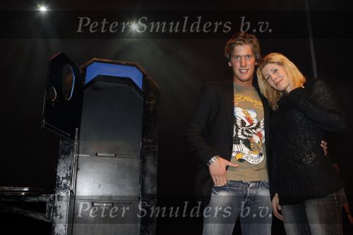 Zaandam 6 maart 2007
Premiere show Nick Nielsen. Nick doet een act met Maud Mulder (idols).
