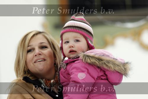 Lech 11 februari 2007
Maxima Prins Willem Alexander Amalia Alexia Koningin Beatrix Prins Constantijn Prinses Laurentien met Prinses Eloise Prins Claus Cazimir en Eleonore op vakatie in Lech.