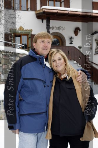 Lech 11 februari 2007
Maxima Prins Willem Alexander Amalia Alexia Koningin Beatrix Prins Constantijn Prinses Laurentien met Prinses Eloise Prins Claus Cazimir en Eleonore op vakatie in Lech.
