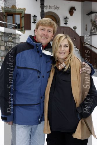 Lech 11 februari 2007
Maxima Prins Willem Alexander Amalia Alexia Koningin Beatrix Prins Constantijn Prinses Laurentien met Prinses Eloise Prins Claus Cazimir en Eleonore op vakatie in Lech.