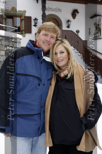 Lech 11 februari 2007
Maxima Prins Willem Alexander Amalia Alexia Koningin Beatrix Prins Constantijn Prinses Laurentien met Prinses Eloise Prins Claus Cazimir en Eleonore op vakatie in Lech.