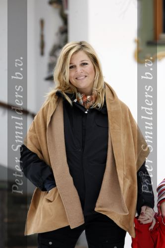 Lech 11 februari 2007
Maxima Prins Willem Alexander Amalia Alexia Koningin Beatrix Prins Constantijn Prinses Laurentien met Prinses Eloise Prins Claus Cazimir en Eleonore op vakatie in Lech.