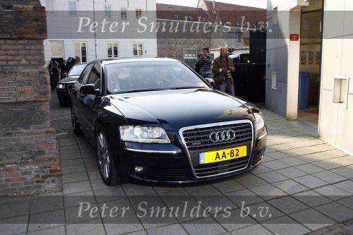 Delft 15 maart 2007
Maxima zwanger bij het prins Maurits museum. Maxima in audi a8