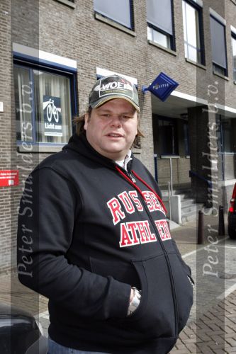 Amsterdam 17 maart 2007
Menno Kohler heeft 5 uur vastgezeten op het politieburo.