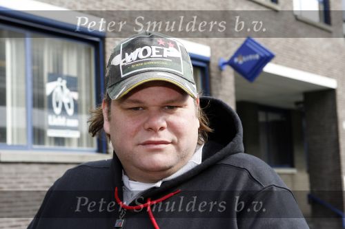 Amsterdam 17 maart 2007
Menno Kohler heeft 5 uur vastgezeten op het politieburo.