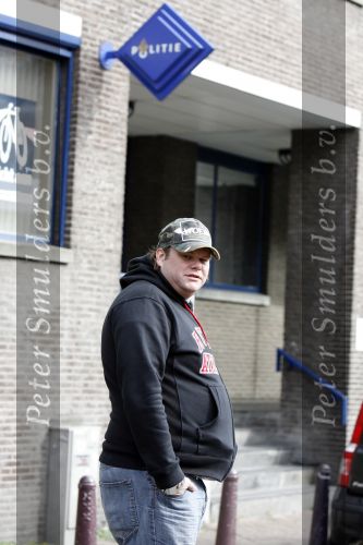 Amsterdam 17 maart 2007
Menno Kohler heeft 5 uur vastgezeten op het politieburo.
