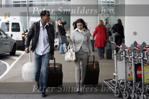 Schiphol 23 maart 2007
Patrick Kluivert en zijn zwangere vriendin Rossana Lima op schiphol .
