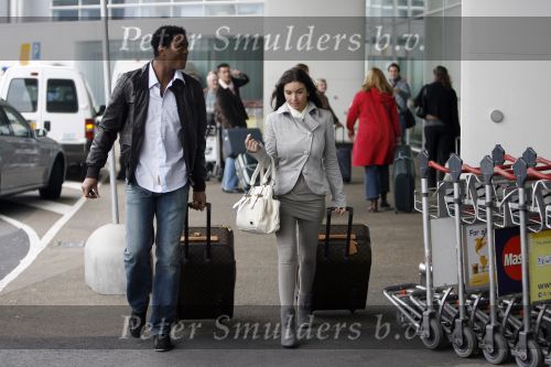 Schiphol 23 maart 2007
Patrick Kluivert en zijn zwangere vriendin Rossana Lima op schiphol .