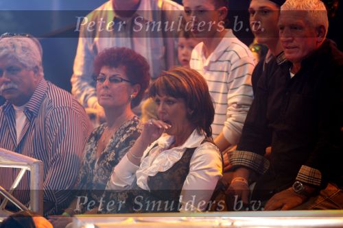 Hilversum 17 maart 2007
Eerste aflevering van So you wannabe a popstar van sbs 6. rachel Hazes met haar ouders op de tribune voor haar dochter Roxeanne die mee doet
