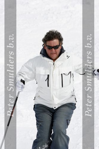 Zurs 27 februari 2007
Rene Froger en natasja op wintersport met hun zoons Diedier en maxim.