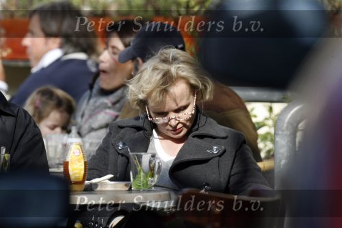 Amsterdam 11 maart 2007
Renee Soutendijk met haar man Ted Lensen op terras.