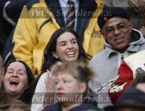 Eindhoven, 18 Maart 2007
Bij de wedstrijd PSV-AJAX met een eindstand van 1-5 op de tribune de vriendin van Patrick Kluivert, Rosanna Lima met haar moeder  en de vader van Patrick, Kenneth Kluivert