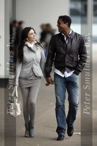 Schiphol 23 maart 2007
Patrick Kluivert en zijn zwangere vriendin Rossana Lima op schiphol .