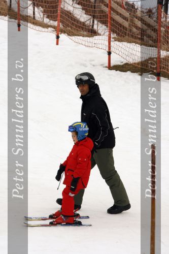 Fiss 25 februari 2007
Ruud Gullit met Estelle Maxim en Joelle en Marco Borsato met Leontien Jada Senna en Luca op wintersport vakantie.