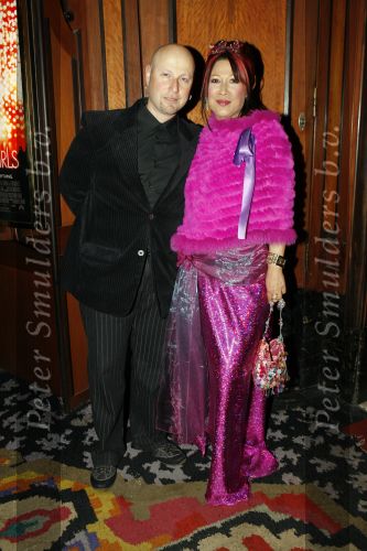 Amsterdam 21 februari 2007
Premiere Dreamgirls in Tuschinski. Sonya Bloemhard met partner