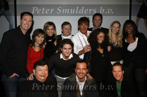 Amsterdam 1 maart 2007
Presentatie van de deelnemerers van het nieuwe sbs6 programma So you wannabe a Popstar in paradiso. Jochem v gelder Monique v d Werff Hilbrand Nawijn Tanja Jess Erik Hulzebosch Geert Hoes Sascha Visser Fajah Lourens en Viktor Brand. Gerard Joling Nance Coolen