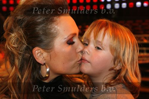 Hilversum 16 maart 2007
Opnames sbs6 programma So you wannabe a popstar. Tanja Jess en zoontje billy