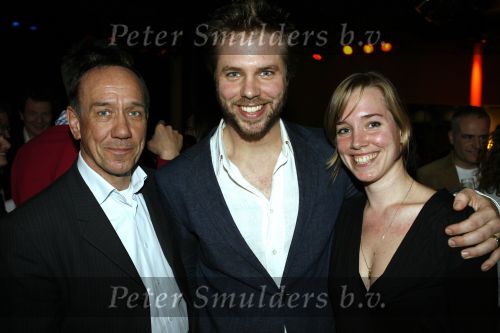 Den Haag 17 maart 2007
Premiere de eeuw van mijn dochter met Thijs Romer en Eva Duijvestein. Thijs met zijn vader Peter en zus Nienke Romer