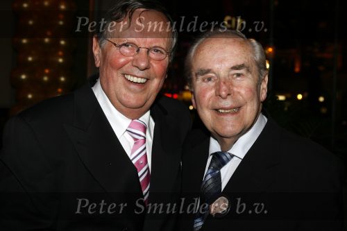 Amsterdam 19 februari 2007
Andre v Duin viert zijn 60e verjaardag in het american hotel. Heel bekend nederland was aanwezig. Tom Westermeijer en de manager van Andre v Duin