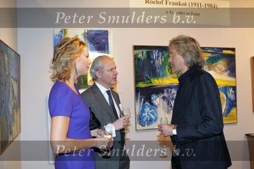 Amsterdam, 3 Maart 2010
Adam Curry en Mickey Hoogendijk nij Christie\'s Veilinghuis bij de schilderijen van haar stiefvader Roelof Frankot
Foto Peter Smulders BV