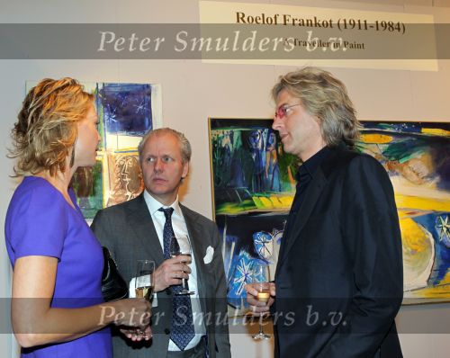 Amsterdam, 3 Maart 2010
Adam Curry en Mickey Hoogendijk nij Christie\'s Veilinghuis bij de schilderijen van haar stiefvader Roelof Frankot
Foto Peter Smulders BV