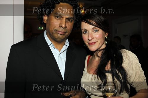Haarlem 8 maart 2010
Premiere als de dood in de stadsschouwburg van haarlem. Annick Boer met nieuwe vriend
Peter Smulders bv