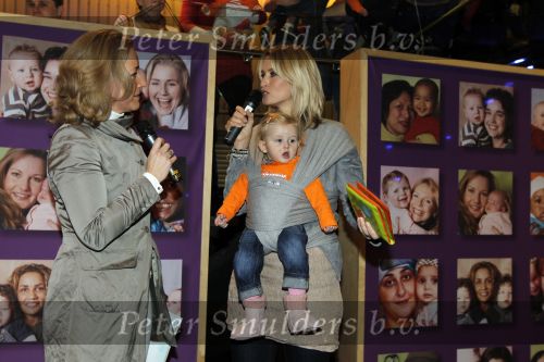 Amsterdam 17 februari 2010
Anouk en Bo Smulders openen de 9 maandenbeurs in de Rai.
Peter Smulders bv