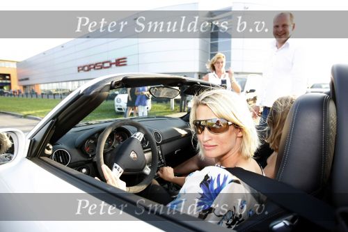 Heteren 29 juni 2009
Opening winkel bij porsche centrum Geldrland met div bn ers waaronder
Koert Jan de Bruijn Anouk Smulders Tom Sebastian  en Jeroen v Koningsbrugge.
Eigenaar van Porsche centrum is Mark Wegh.
Peter Smulders bv