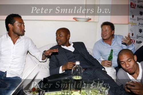 Amsterdam 18 juni 2009
Dads moment georganiseerd door the class company.
De heren gingen op scooters door de stad. Humberto tan met  Armando Borsato
Peter Smulders bv
