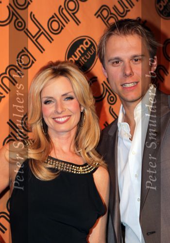 Hilversum, 3 Maart 2010 Uitreiking Gouden Harpen in Studio 22
Armin v Buuren met Candy Dulfer
Foto Peter Smulders BV