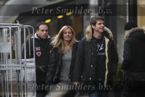 Amsterdam 6 februari 2010
Candy Dulfer met haar vriend op de cornelis schuytstraat.
Peter Smulders bv