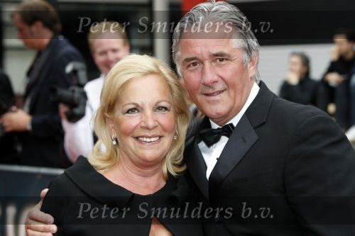 Hilversum 8 juni 2009
Uitreiking musical awards in studio 22. carol Dona met vrouw
Peter Smulders bv
