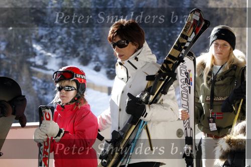 Serfaus 21 februari 2010
Carola Smit met man en dochter op skivakantie.
Peter Smulders bv