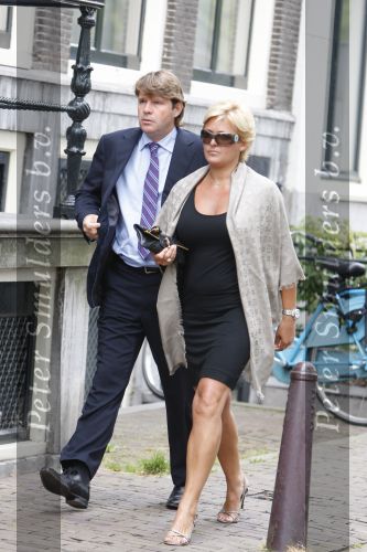 Amsterdam, 27 Juni 2009
Begrafenis Bolle Jan ( Jan Froger )
Caroline Tensen met Peter
Foto Peter Smulders BV