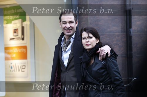 Amsterdam 19 maart 2010
Caroline de Bruijn en Erik de Vogel verliefd op straat.
Peter Smulders bv
