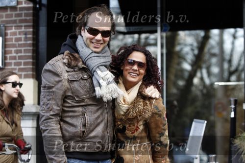 Amsterdam 6 maart 2010
Chimene v Oosterhout met nieuwe vriend in Amsterdam.
Peter Smulders bv