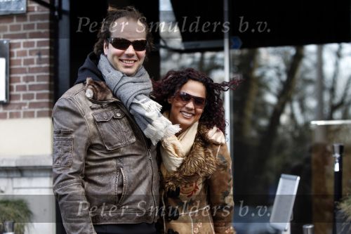 Amsterdam 6 maart 2010
Chimene v Oosterhout met nieuwe vriend in Amsterdam.
Peter Smulders bv