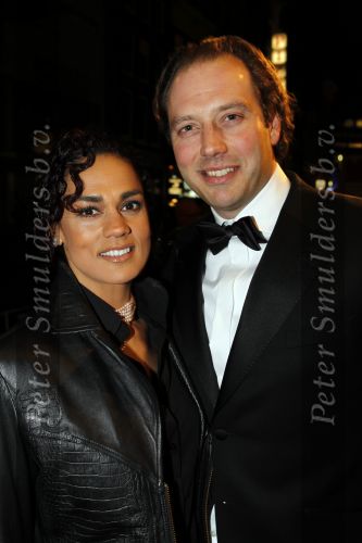 Amsterdam 8 maart 2010
Premiere Zwart Water in tuschinski. Chimene v Oosterhout met vriend
Peter Smulders bv
